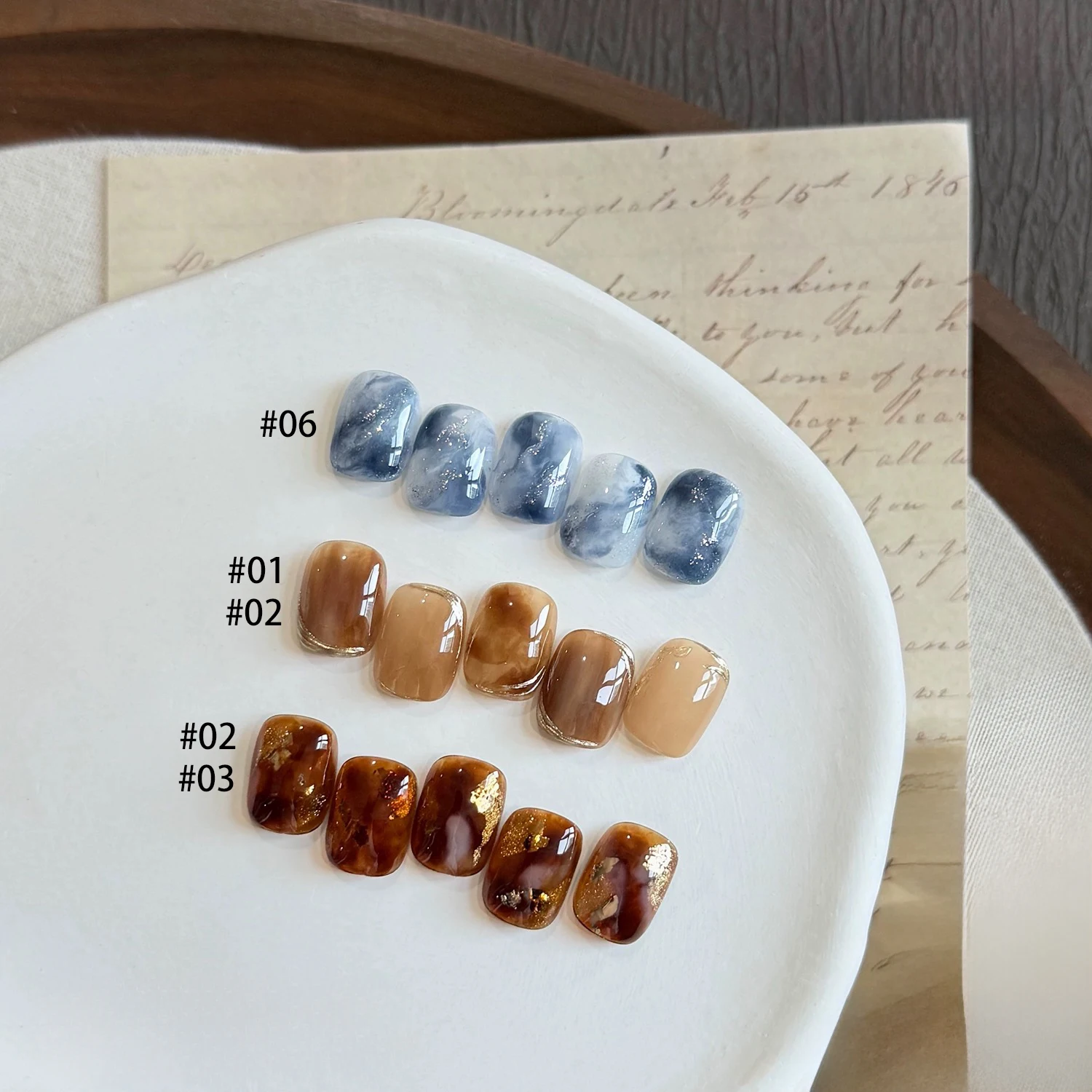 10ML 1-9pcs Christmas Nails Autumn and Winter Top Selling Water China Blurred Clear Brown Nails Jelly Gel Nail Polish Nail Stuff