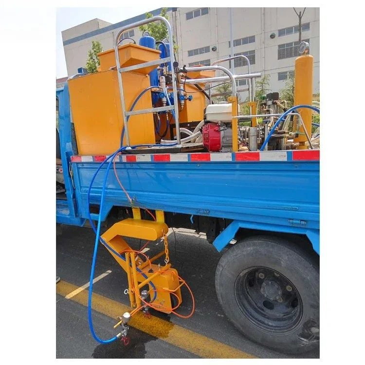 Large-scale traffic marking cold spray machine, high-speed road marking car