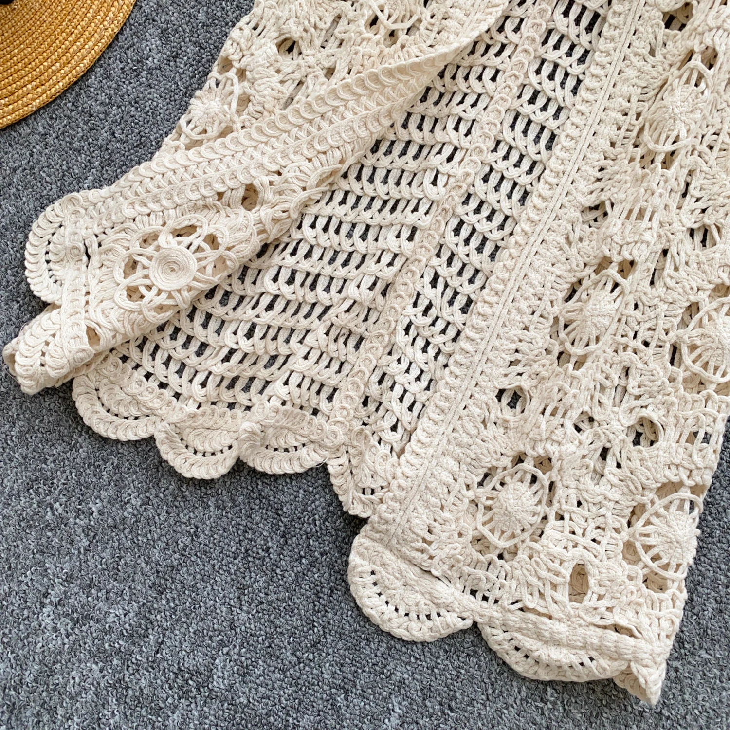 2025 Spring And Autumn Holiday Style Hollow Crochet Lace-up Sleeveless Cardigan Knitted Top Sweet Bohemian Beach Outerwear Vest