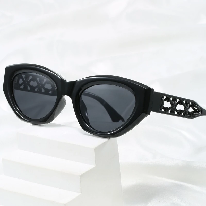 

2025 New Retro Small Frame Cat Eye Sunglasses Women's Polarized UV400 Protection High-End Woven Leather Leg Personalized Shades