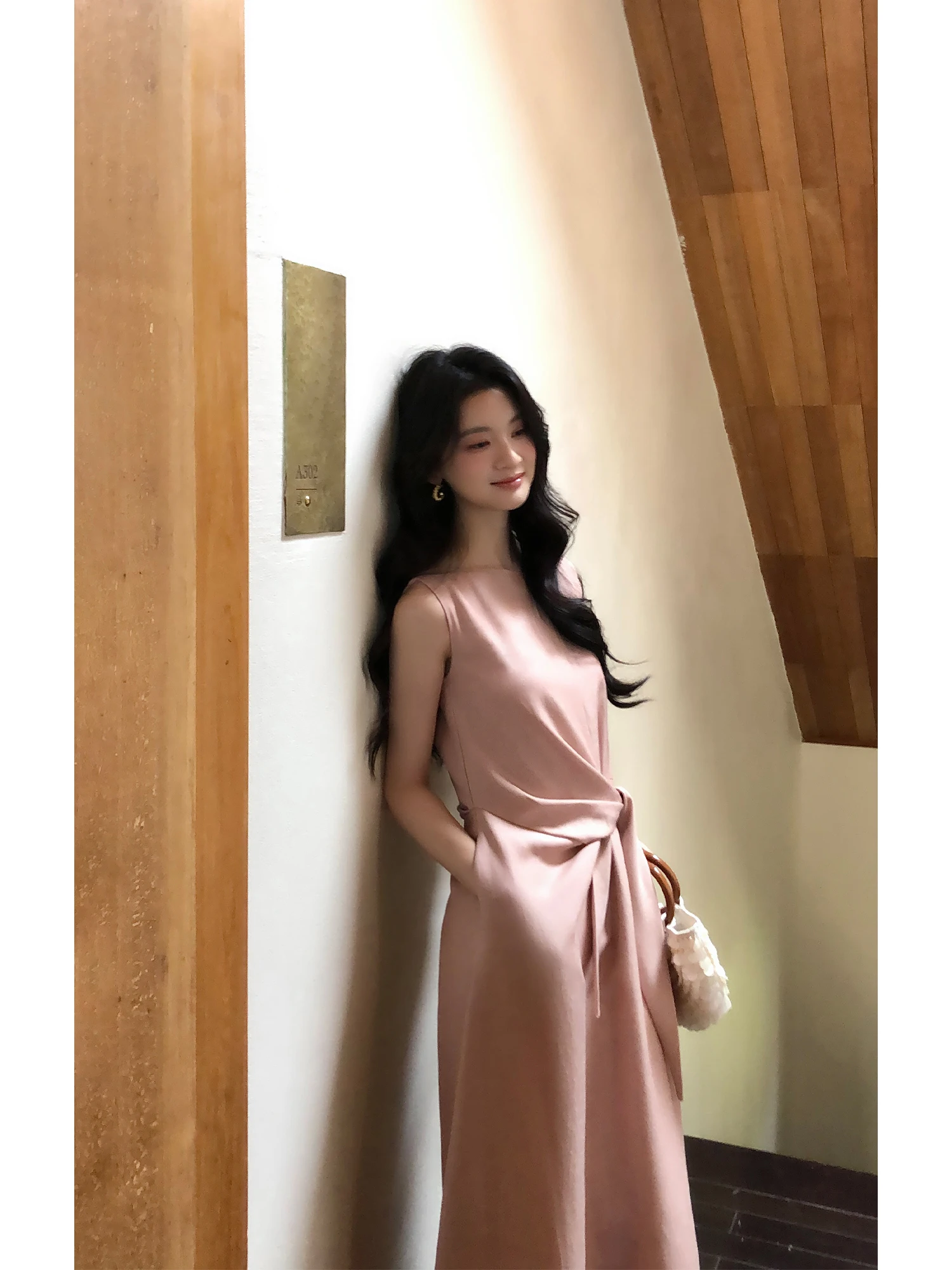 

Pusumede Sleeveless Vest Dress Women's Design Sense Waist Cinching Belt Long Dress Elegance Feel Polyester Rayon Linen Blend