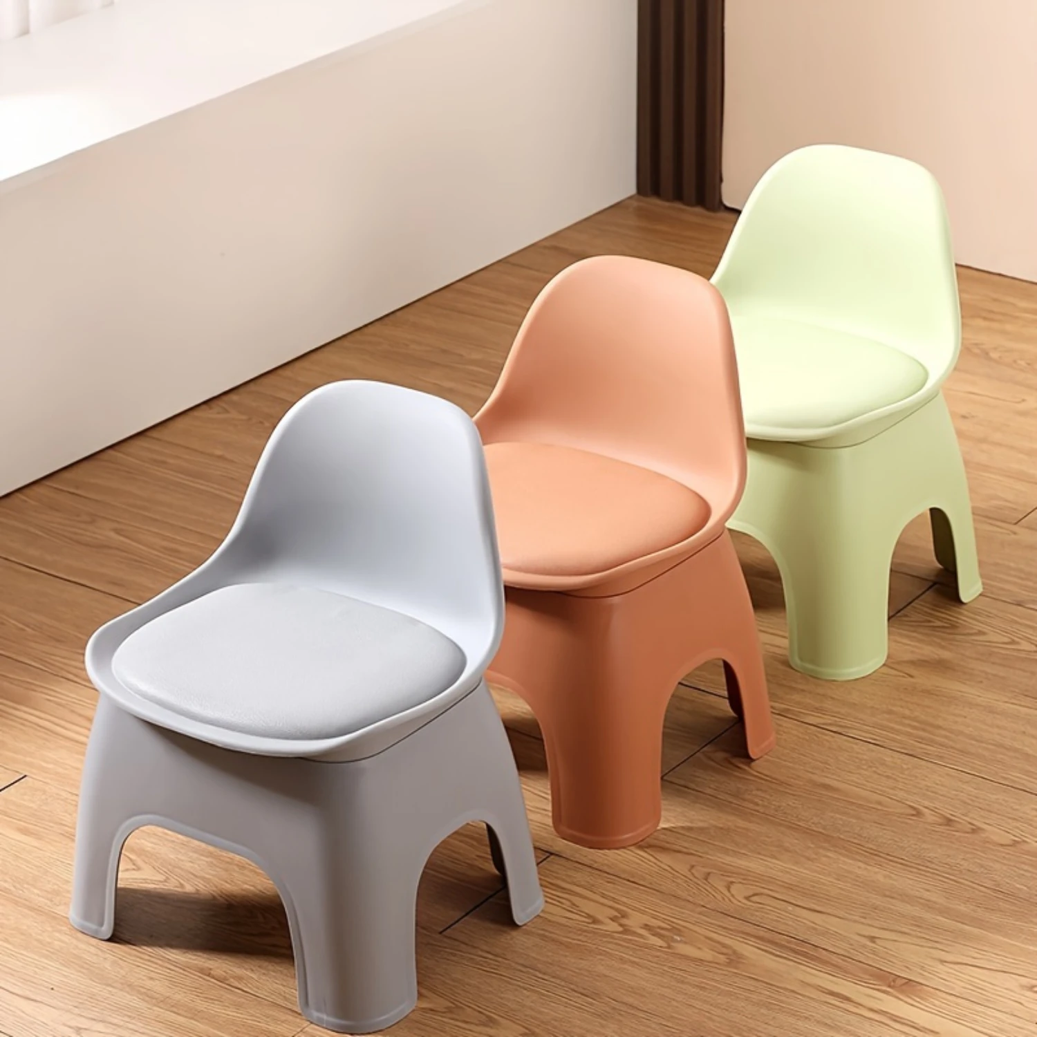 

Round Plastic Folding Stools - Thickened Household Portable Chairs with Backrest for Living Room, Compact and Durable, Power-Fre