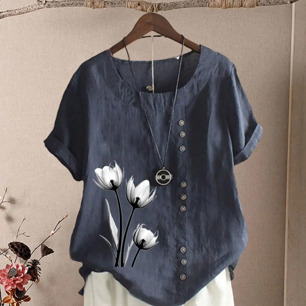 เสื้อยืดผู้หญิงฤดูร้อนปี 2025 แขนสั้น คอกลม แบบสวม ติดกระดุม ลายดอกไม้ สไตล์วินเทจ เสื้อผู้หญิง