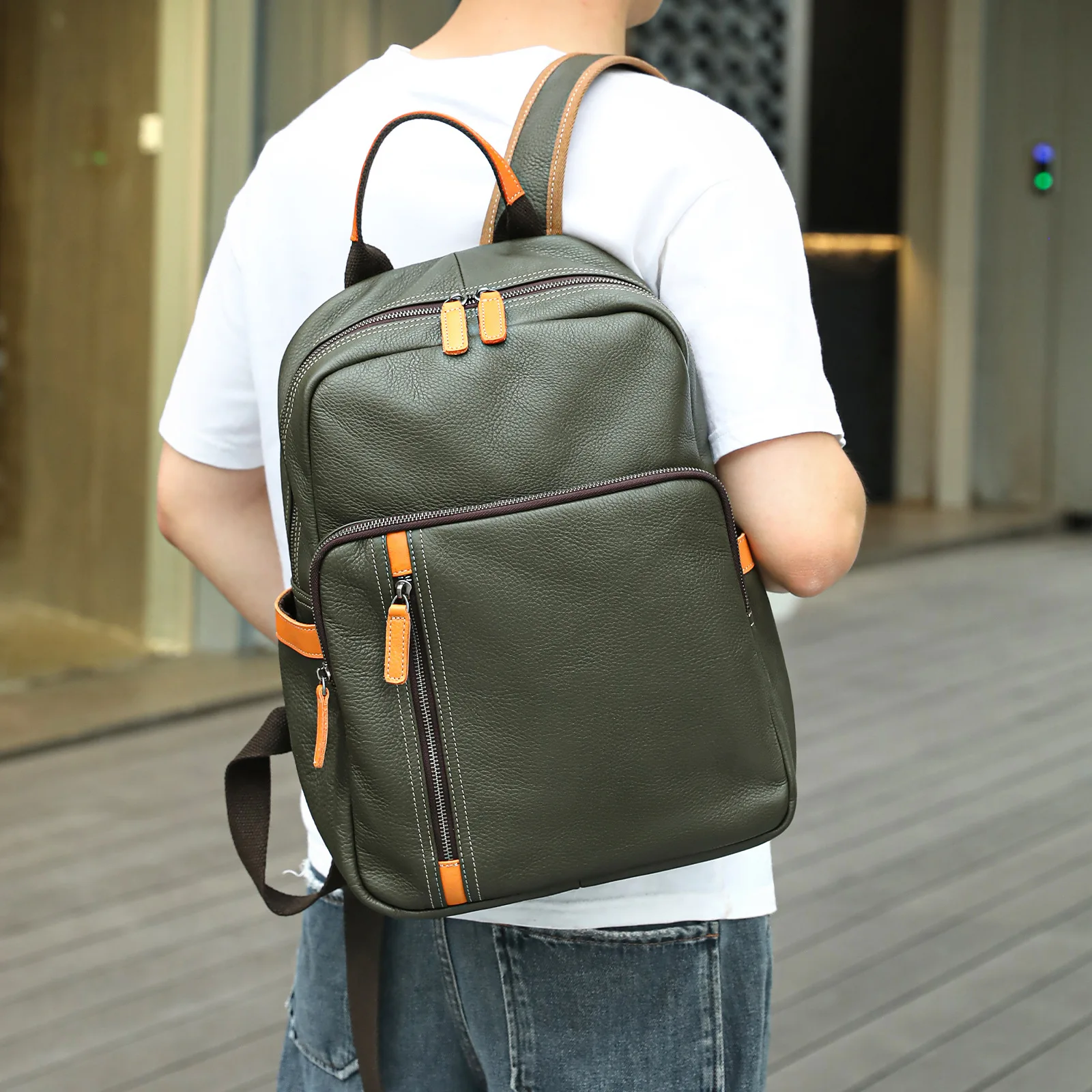 100% بقرة جلد طبيعي الرجال حقائب الظهر موضة الجلد الطبيعي الحقيقي حقيبة ظهر الطالب الصبي العلامة التجارية الفاخرة حقيبة كمبيوتر محمول كبيرة