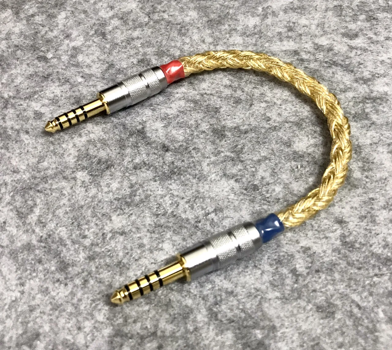 

Decoding amp 3.5 to 3.5 4.4MM to 2.5MM-12 strands of gold and silver alloy pair recording line