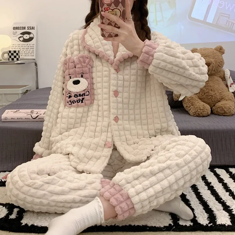 

Women's Winter Thickened Bear Plush Pajamas Women's Winter Cartoon Cardigan Lapel Loungewear Set Pajamas