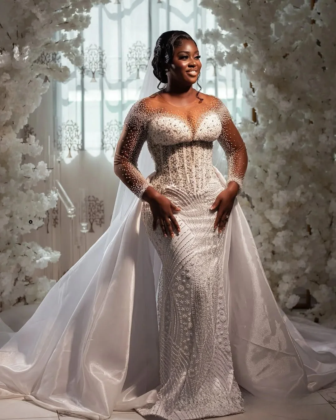 

Customized Plus Size Mermaid Wedding Dress Bridal Gowns For Bride Detachable Train Sheer Neck Illusion Long Sleeves Beaded Lace