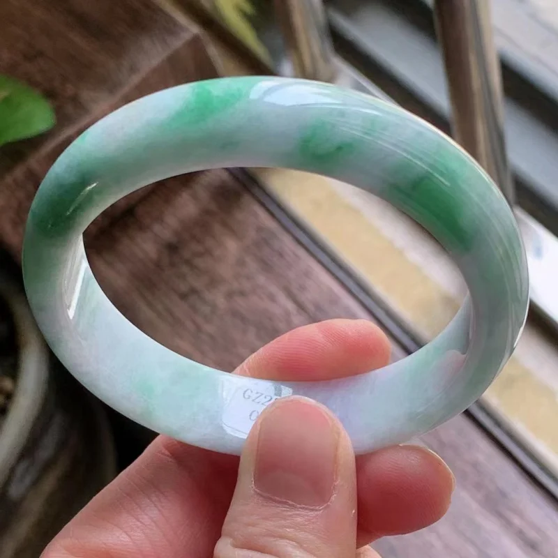 

Weiyang Green Jewelry Myanmar Mine Timber a Jade Bracelet