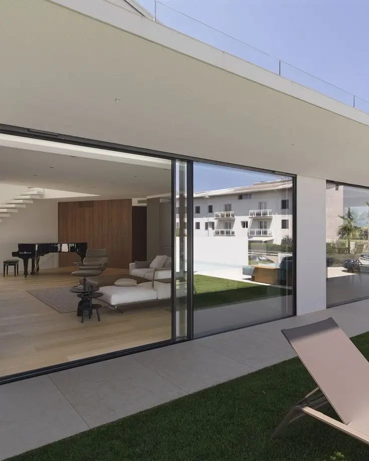 

Black Aluminum Frame Sliding Door for Living Room Insulated Hurricane Triple Track Screen Sliding Doors with High Security