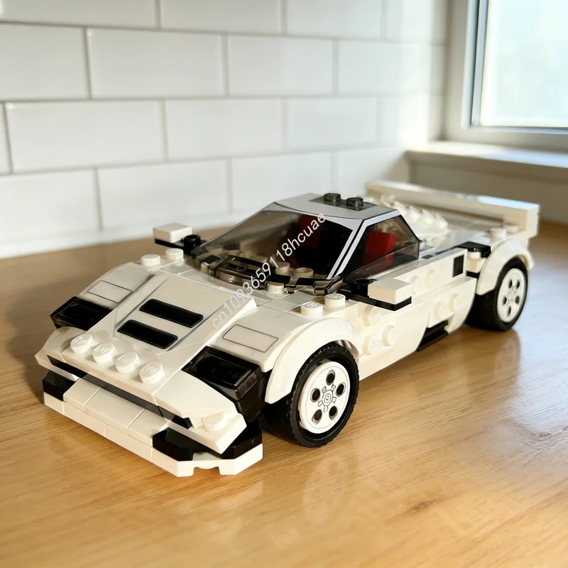 215Pcs Moc City Cha…