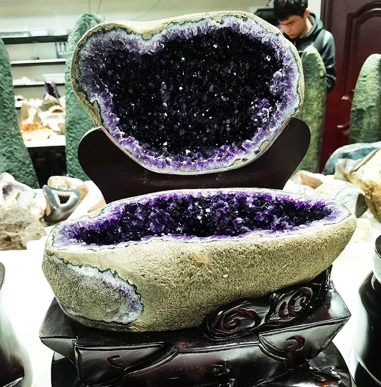 Wholesale  Natural large amethyst cave Hotel decoration Uruguay Amethyst cornucopia Amethyst Geode  store geomancy