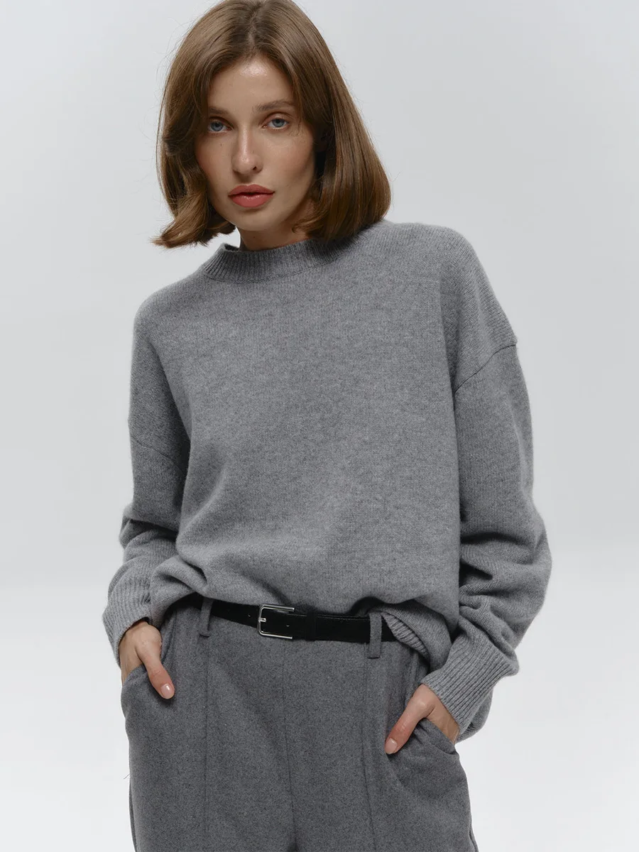 

Crew Neck Dark Sweater Europe, America 2025 Autumn Winter New Loose Warm Simple Pullover Solid Color Knitted Sweater Sweater