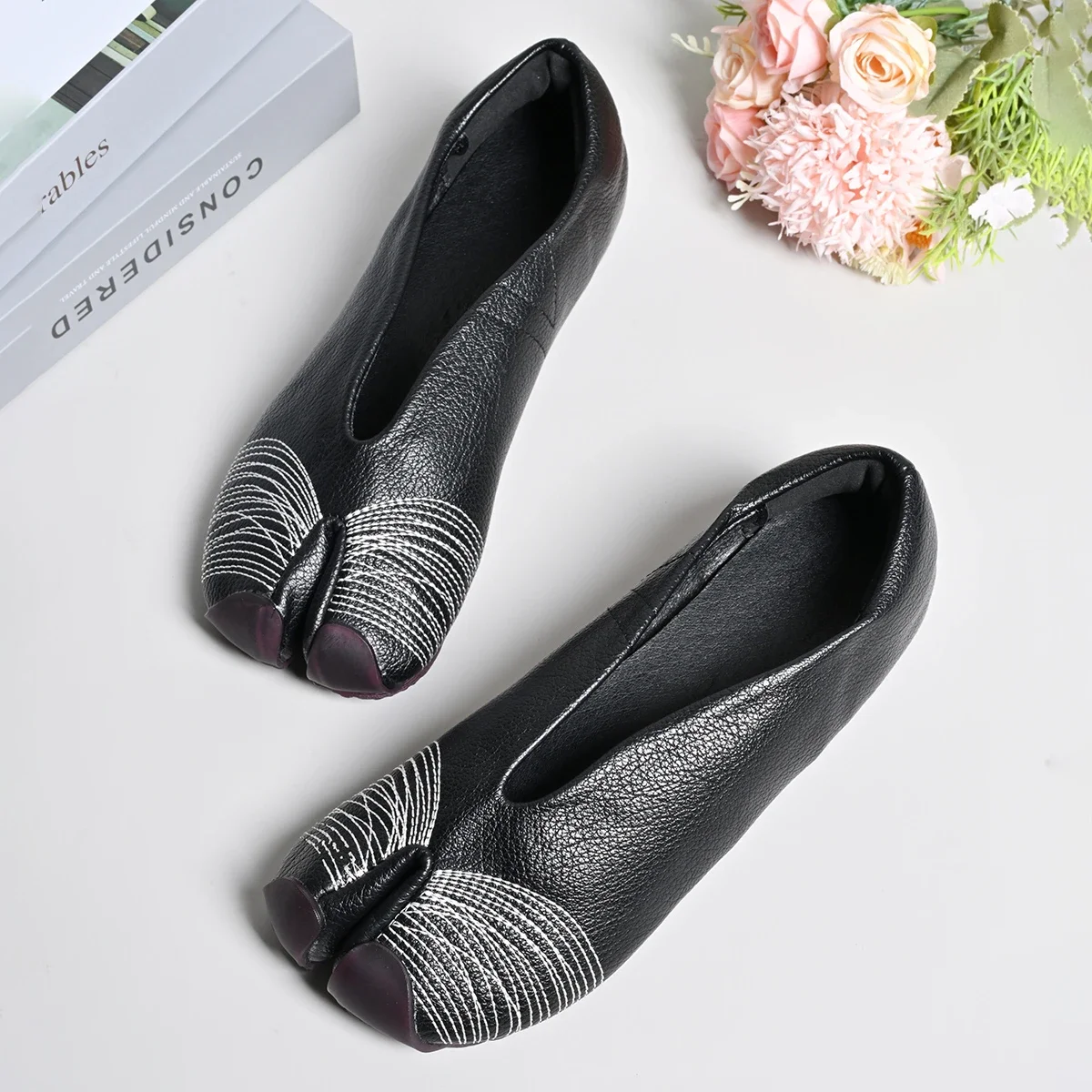 Leather Tabi Ninja Shoes Women Cozy Flats Split Toe Hoof Toe Loafers 2026 Femme Mary Jeans Mocasines Ladies Ballerina Shoe
