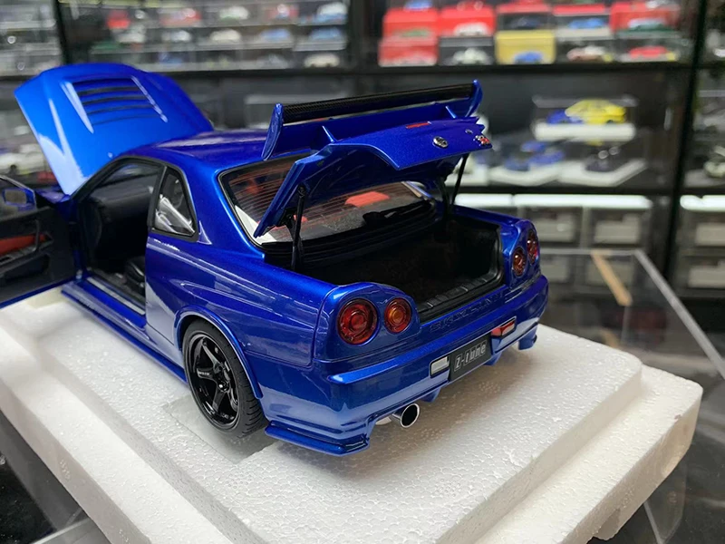 AUTOart 1:18 Scale Diecast Alloy R34 GT-R Z-TUNE Toys Cars Model Classics Adult Collection Souvenir Gifts Static Display