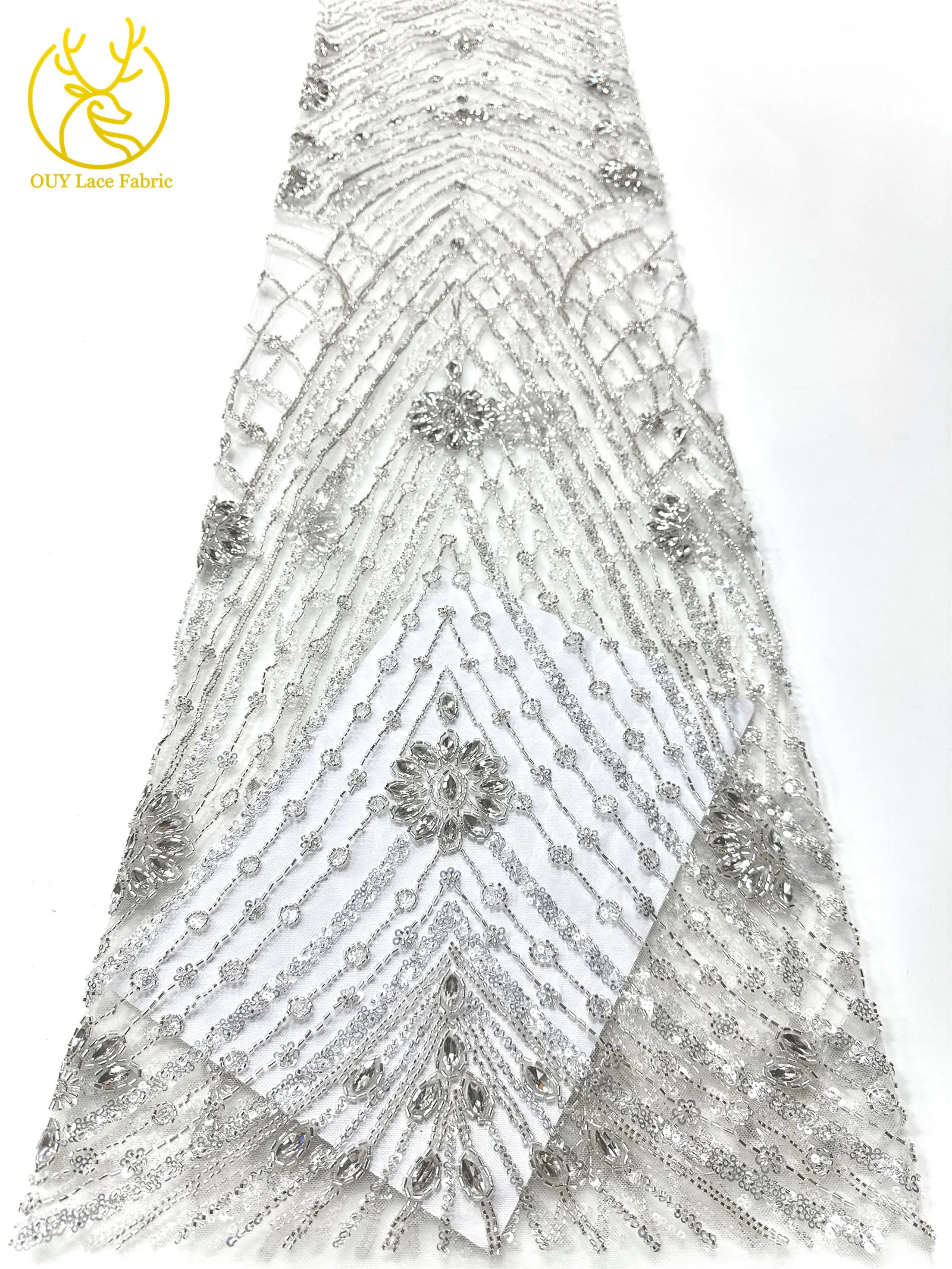 Neuester afrikanischer handgefertigter Perlen-Diamant-Spitzenstoff 2026, luxuriöser nigerianischer Pailletten-dunkelblauer transparenter Spitzenstoff für Hochzeitskleid – Detail 15