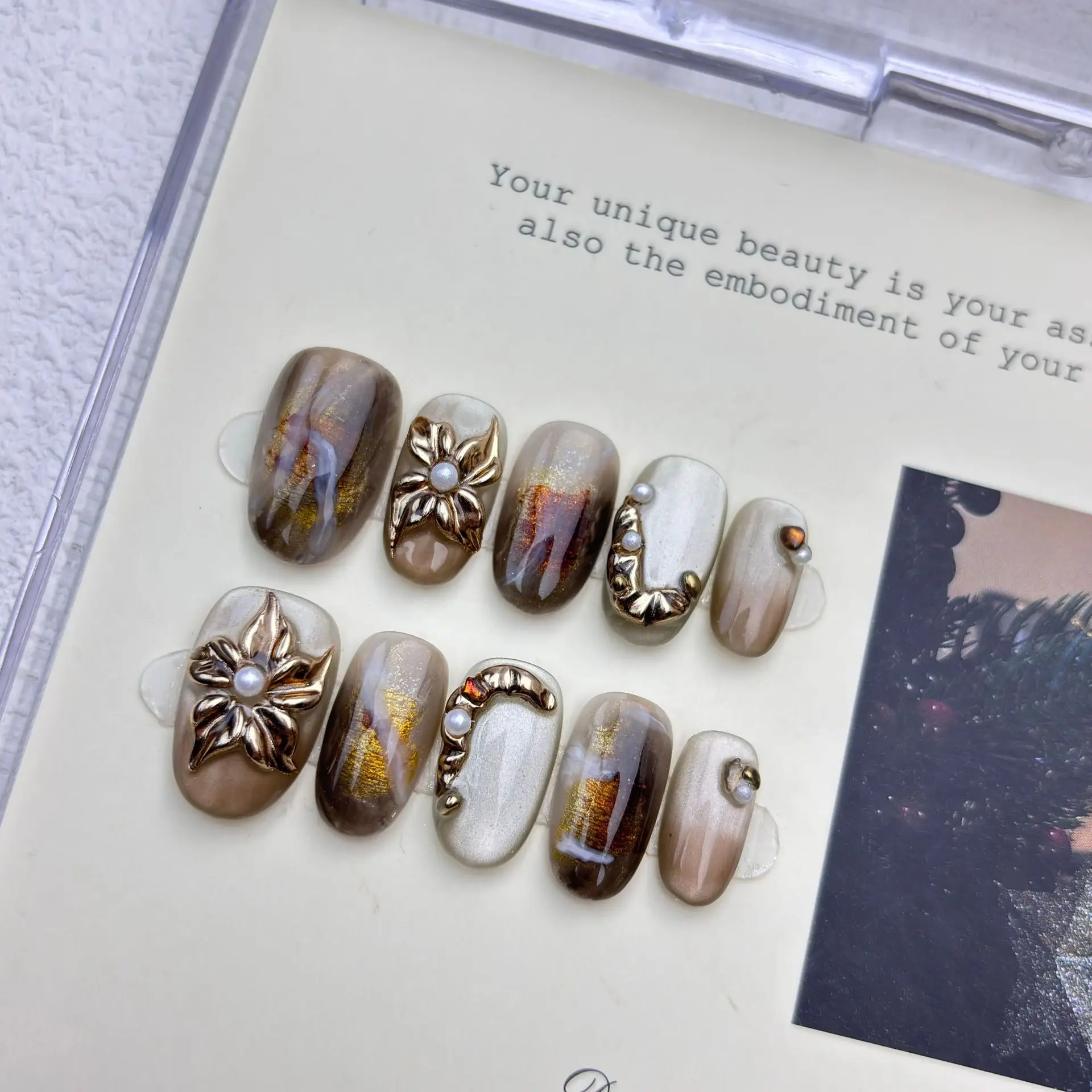 

10pcs 3D Flower Oval Handmade Press on Nails Retro Fake Nails False Nails Artificial Nail Wearable Nail 네일팁 Накладные Ногти Uñas