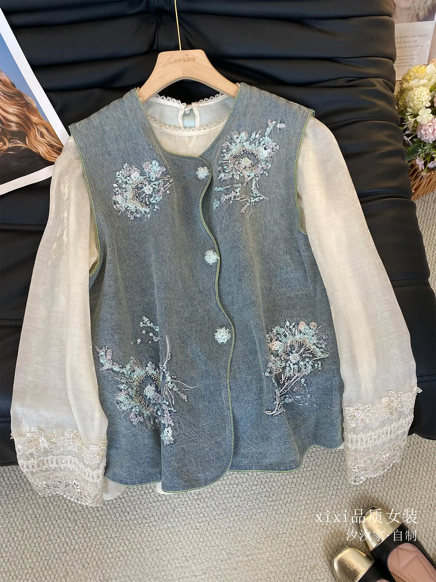 

New Cowboy vest, retro sequin, nail bead embroidery layered top