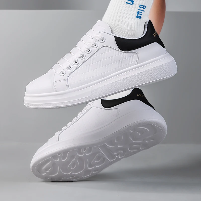 

2025 Classic Leisure Sports Sneakers Height Increasing Lovers With Men's and Women's Thick Bottom fFlat Lace-up Waterproof Shoes