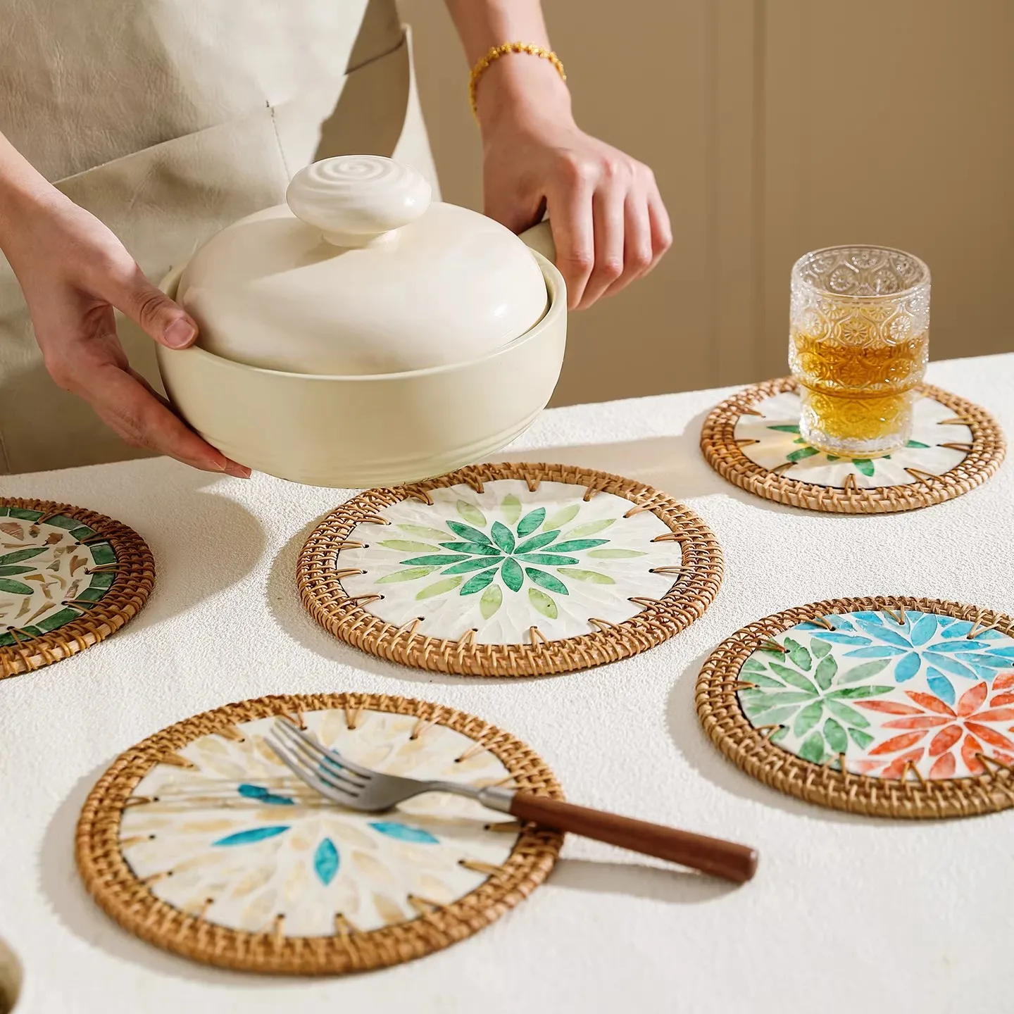 Rattan shell thermal insulation mat, handmade placemat, anti-scalding, high temperature resistance