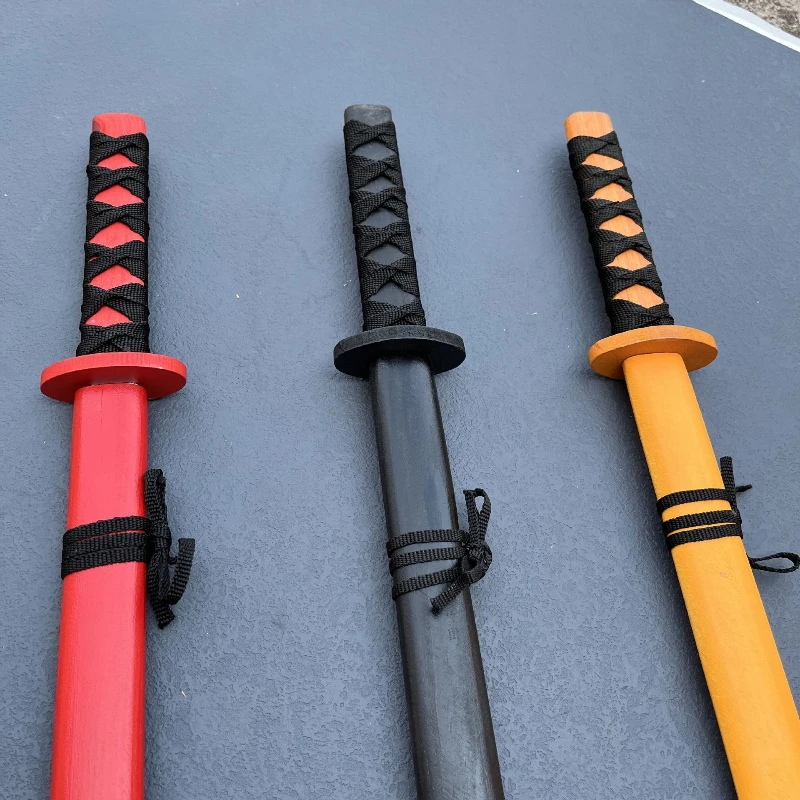 Espada samurai de 54cm/21,26 polegadas, pintura katana, adereços, periféricos de cosplay, madeira com bainha, treinamento, ornamentos colecionáveis, artesanato