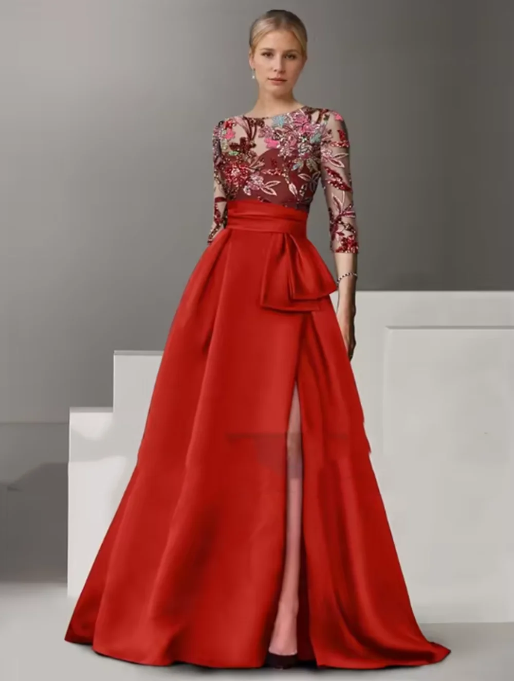 Modna sukienka dla matki panny młodej z okrągłym dekoltem, rozcięciem, krojem w kształcie litery A, aplikacjami kwiatowymi, marszczeniami, suknia wieczorowa damska, szyta na miarę.