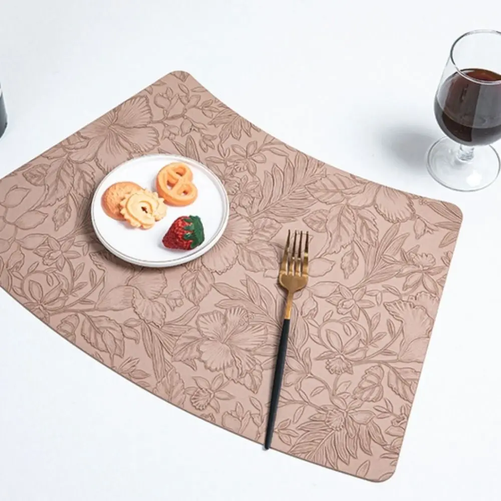 Creative Chinese Style Fan-Shaped Placemats Heat Resistant Waterproof Leather Placemats Delicate Oil-Proof Dining Table Mat Home