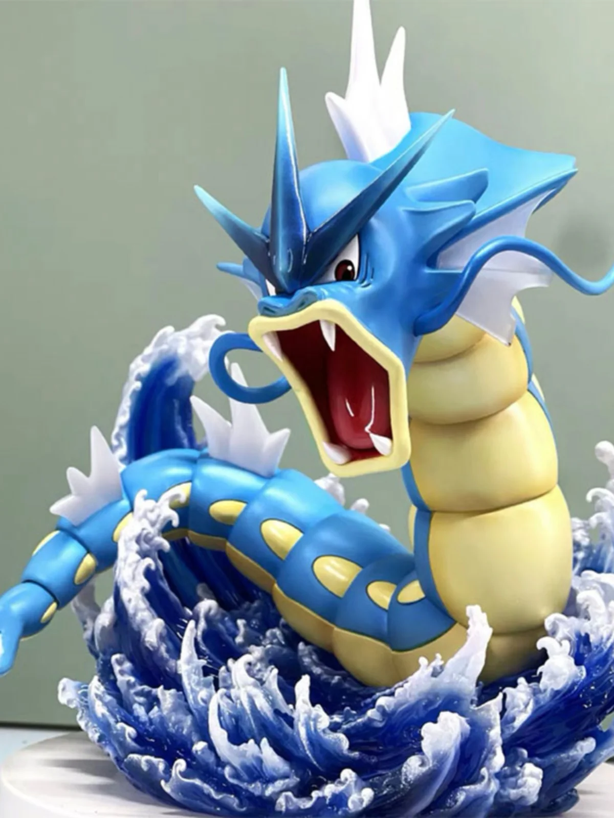 Anime Pokemon Gyarados 16cm Figures Gyarados Magikarp Action Figures Pvc Digimon Model Collection Statue Toys Birthday Gifts