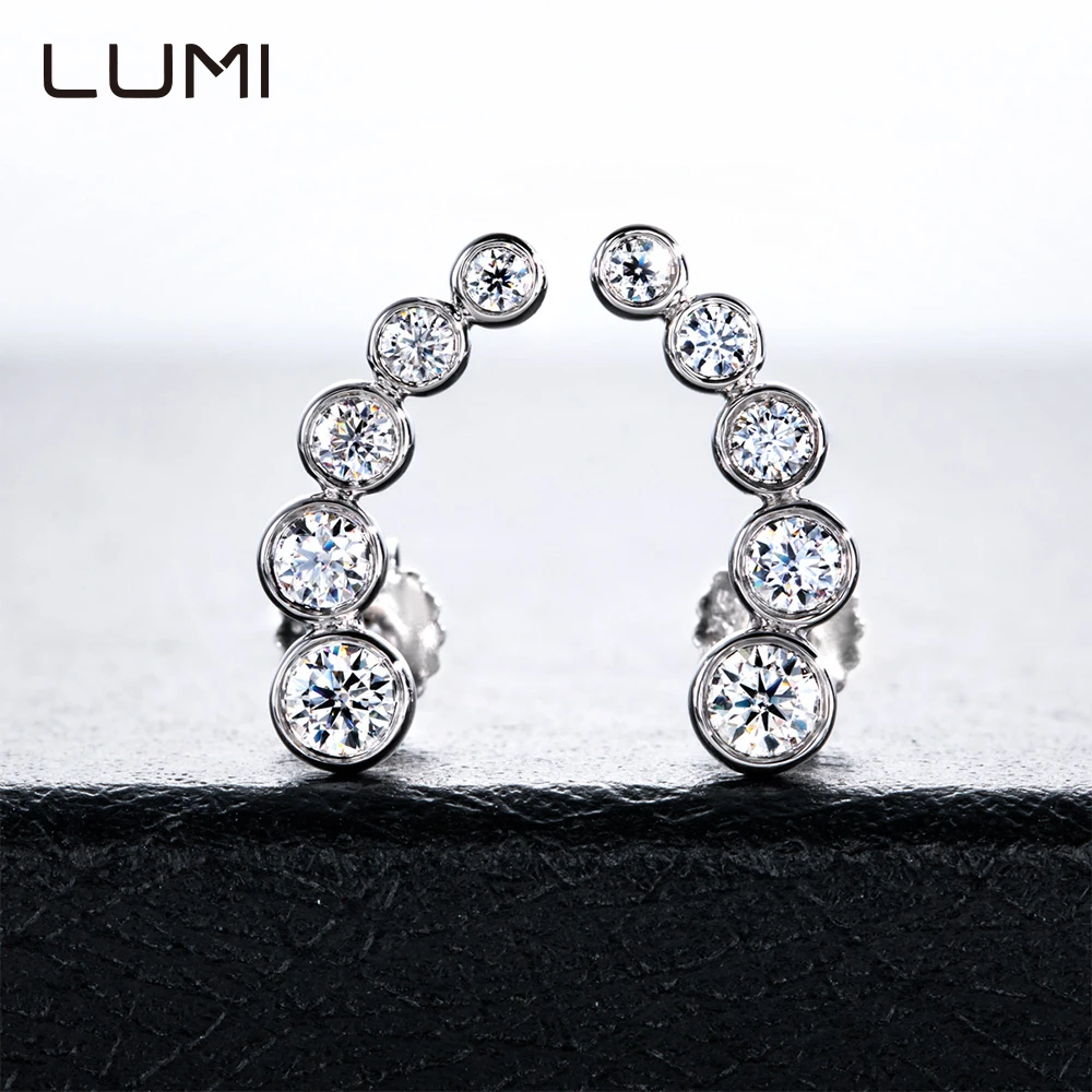 

Smiling arc-shaped 925 Silver Stud Earrings 2-3.5mm Moissanite Unique Beautiful Wedding Anniversary Ear Hoop for Unisex Gift