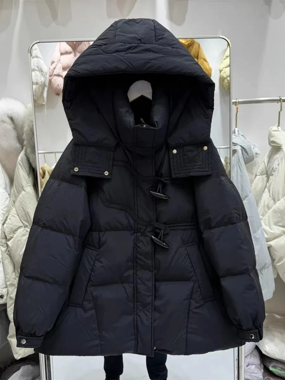 2024 New Winter White Duck Down Jacket Women Long Hooded Zipper Down Caot Female Casual Fashion Warm Horn Button Outwear