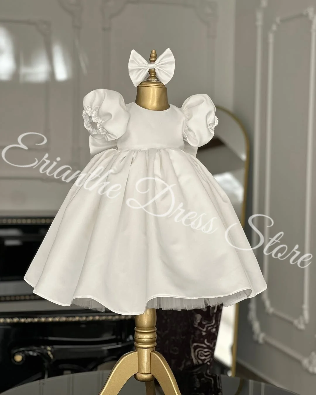 

Elegant Flower Girl Dress for Wedding White Satin Puff Sleeves Bow Kids Birthday Party First Communion Ball Gowns Custom
