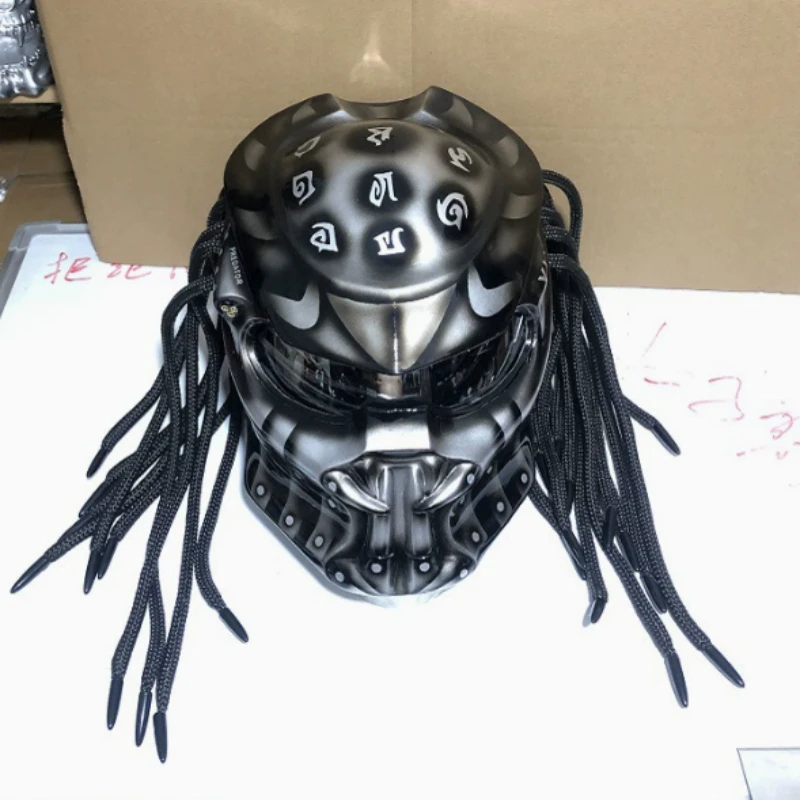 Hot DOT ECE CertifiedRacing Full Coverage of Carbon Fiber Predator Helmet, Motorcycle Retro Motorcycle Cool Full Helmet