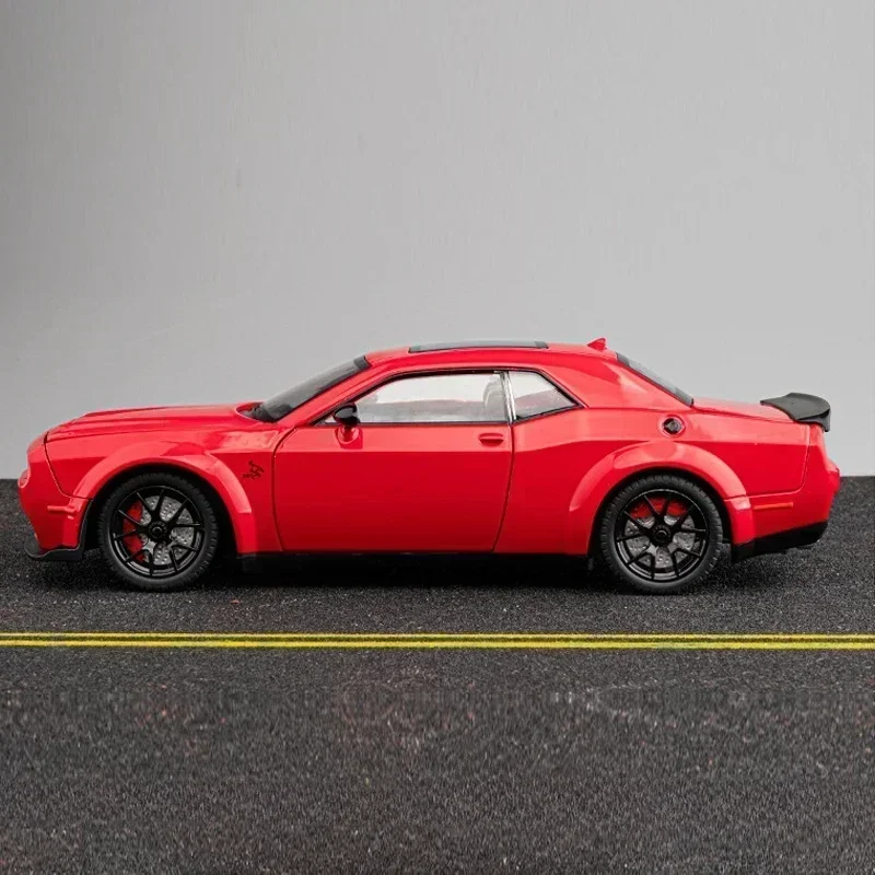 Simualtion-Dodge Challenger Alloy Car Model, Hellcat Redye, Som e Luz, Crianças Brinquedo, Presente de Aniversário, Voiture Miniatura, 1:24