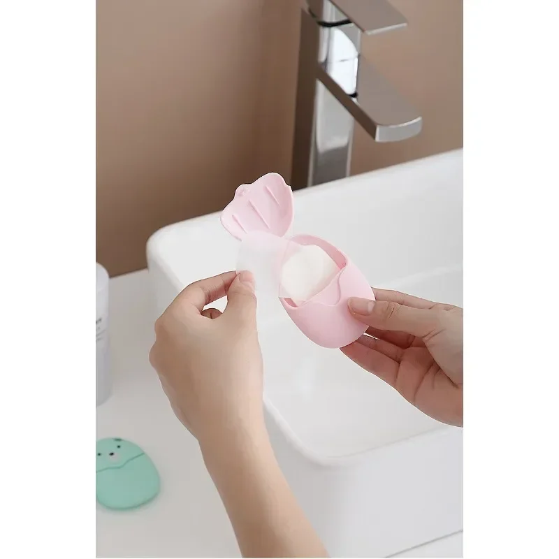 100Pcs Portable Disposable Cleaning Soap Paper Cartoon Travel Paper Soaps Cute Bear Paper Soap Tablets for Travel Soap Sheets