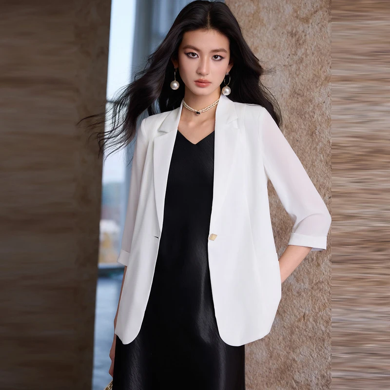 

GDX279Women's blazer jacket2026New Spring-Summer Lightweight Mid-Sleeve Casual Slim-Fit Suit for Petite Individuals