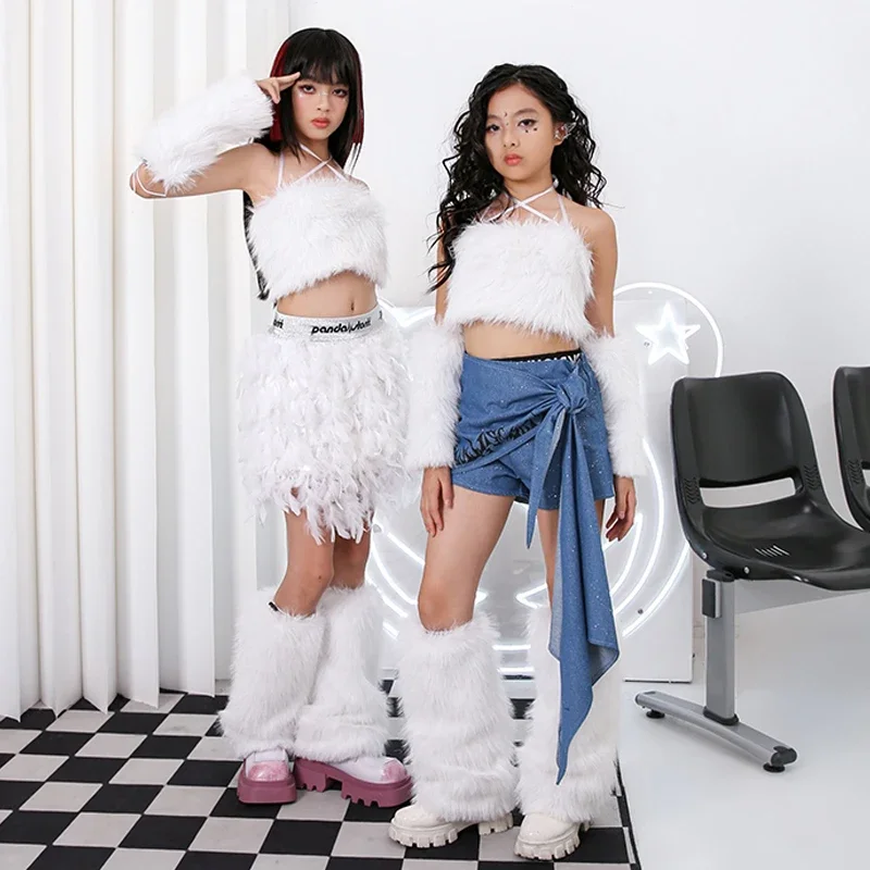 2025 Costume di danza jazz Y2K Vestiti per ragazze Kpop Pelliccia Top Gonne Bambini Hip Hop Performance Abbigliamento Festival musicale Abiti