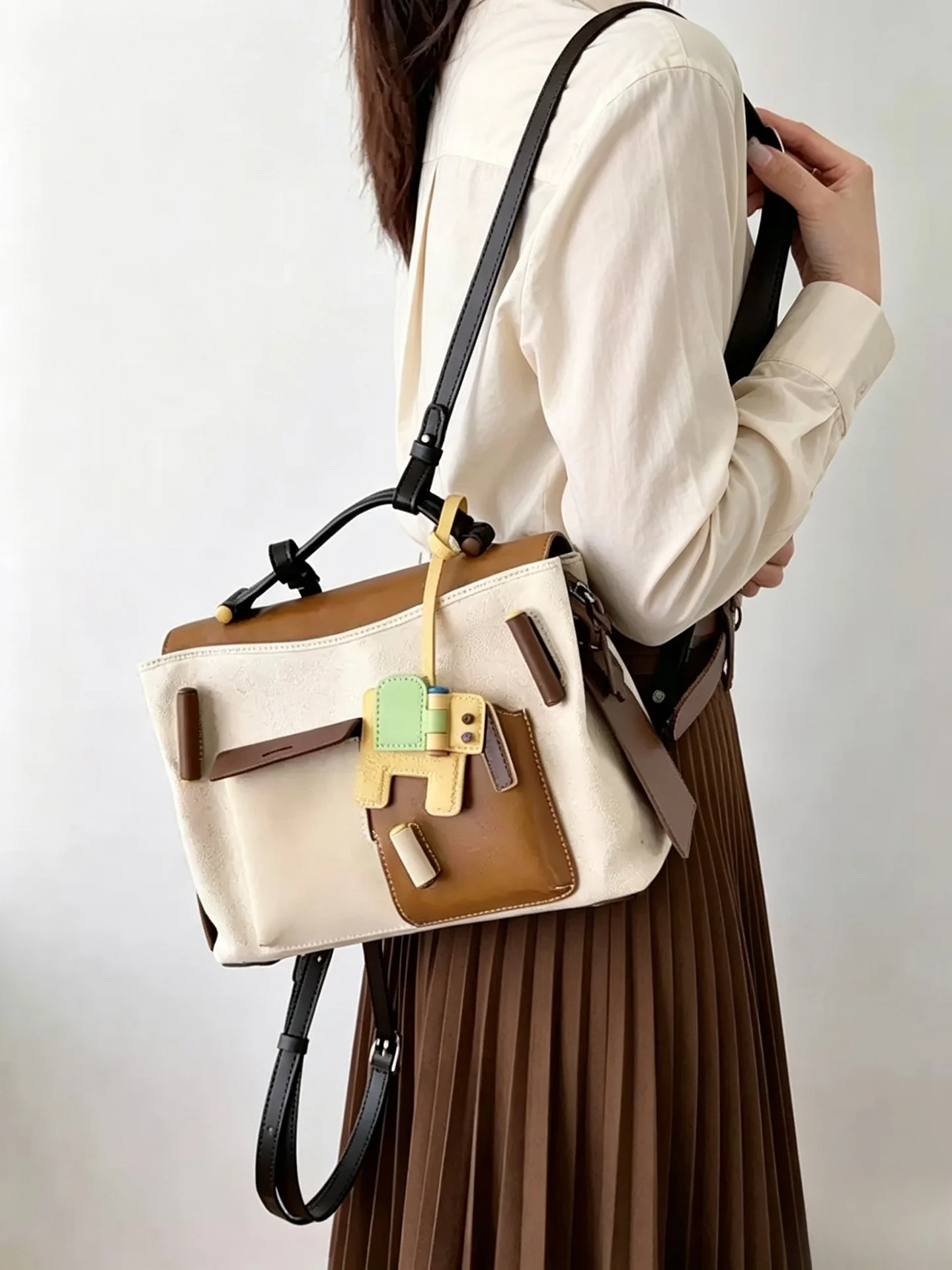 Crosstraining Canvas Shoulder Bag Women's Style 2026 New High-End Sensation Lightweight Luxury Commuter Crossbody Bag Summer