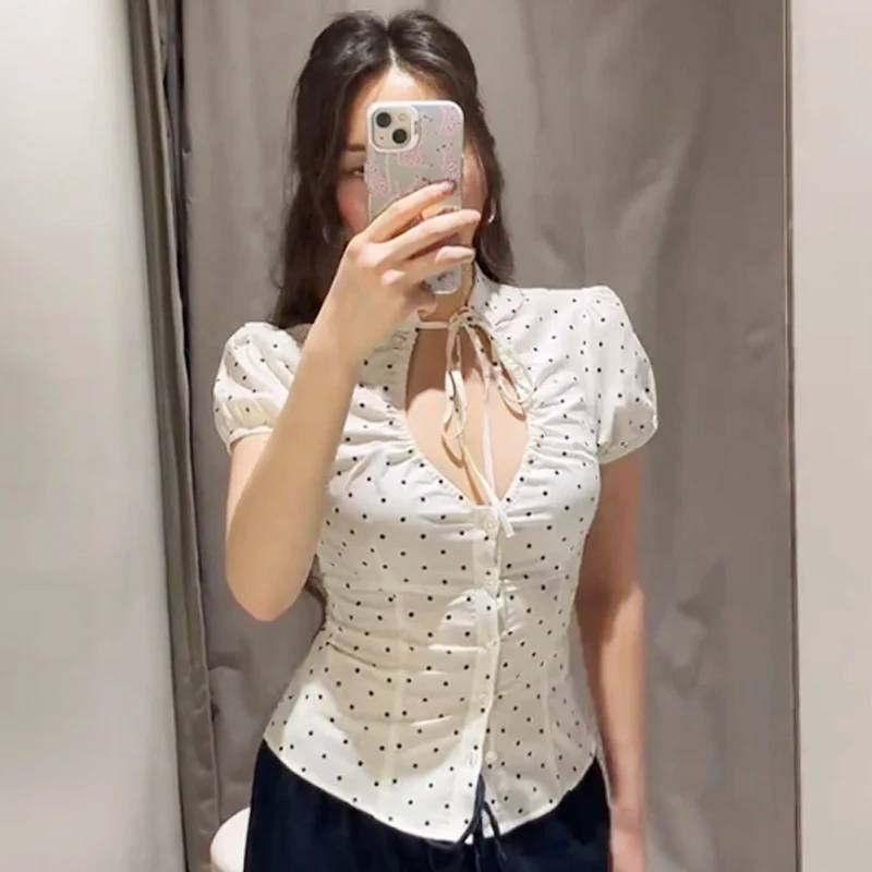 HXAO Polka Dot Crop Bluse Damenhemd Sommer 2026 Rüschen-Schnürbluse mit Puffärmeln Popeline-Knopfbluse Resort-Bluse – Detail 9