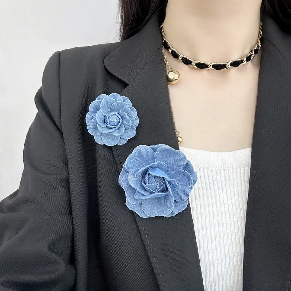 

Retro Minimalist Fabric Flower Brooch High-end Fragrance Camellia Flower Brooch Chest Flower Creative Chest Decoration