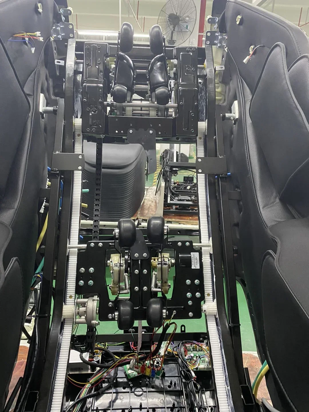 เก้าอี้นวดไฟฟ้า 4D Dual Core ไทยยืด 2025 Shiatsu Zero Gravity กลไกคู่เก้าอี้สําหรับเก้าอี้นวด