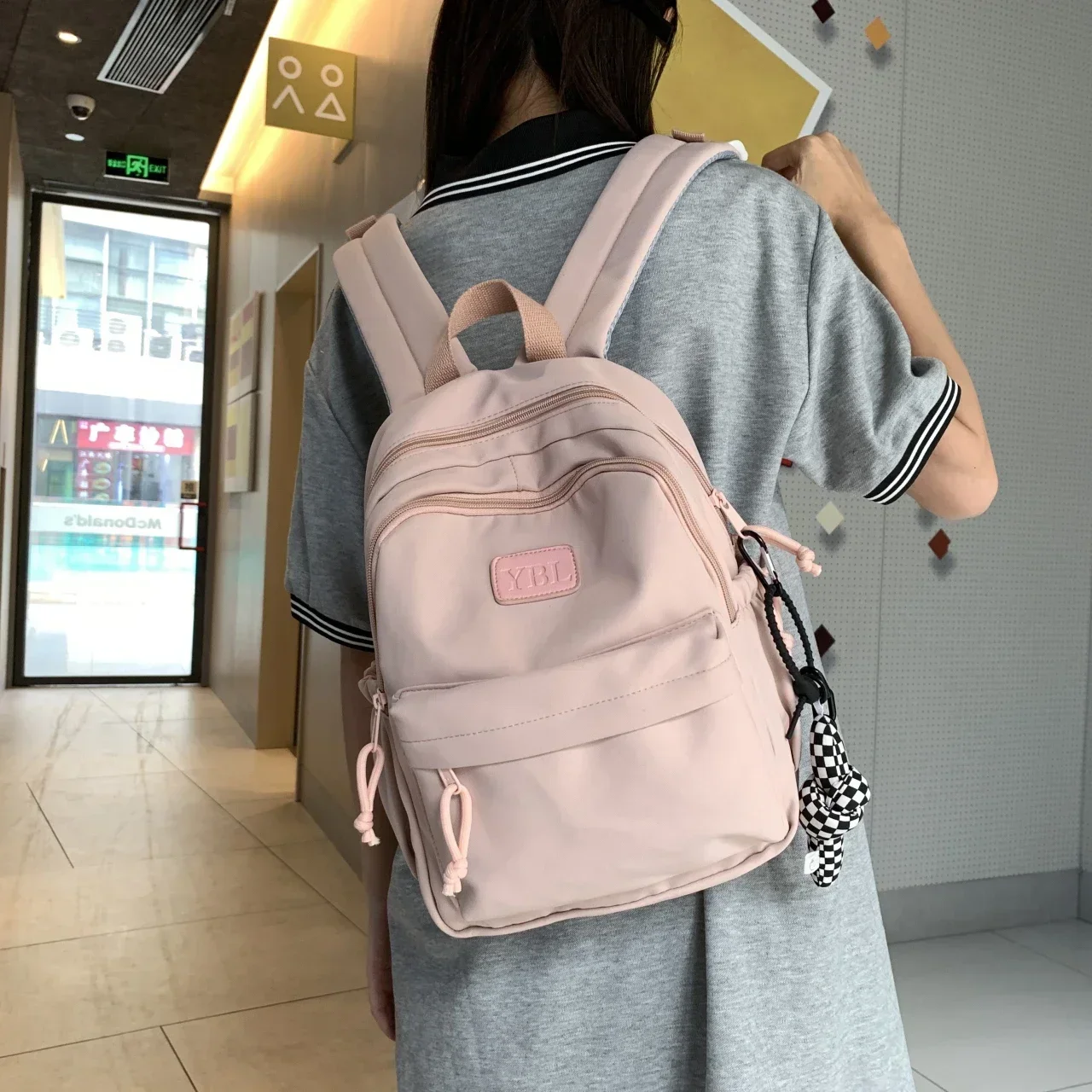 Large capacity student backpack, casual waterproof nylon backpack, fashionable elementary and middle school student bag