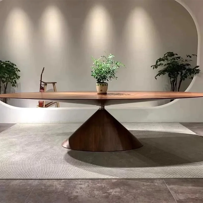 Internet celebrity UFO dining table Italian designer balance All solid wood villa B & B large flat floor minimalist desk