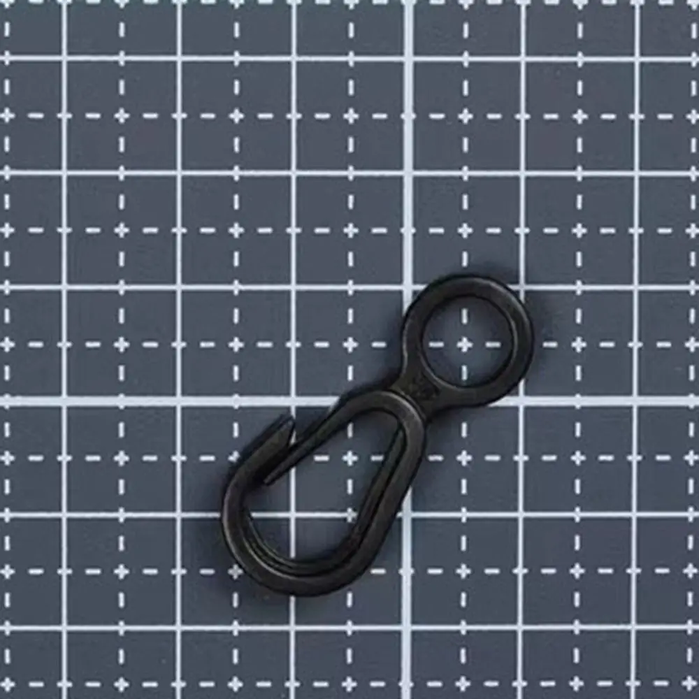 Mosquetón negro POM con clip de resorte para llavero EDC - imagen 2