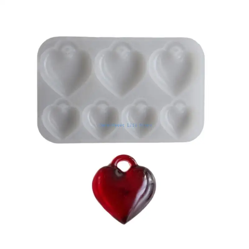 

D5QB Heat Resistant Silicone Mould for Designing Unique 3D Heart Pendants In Studio