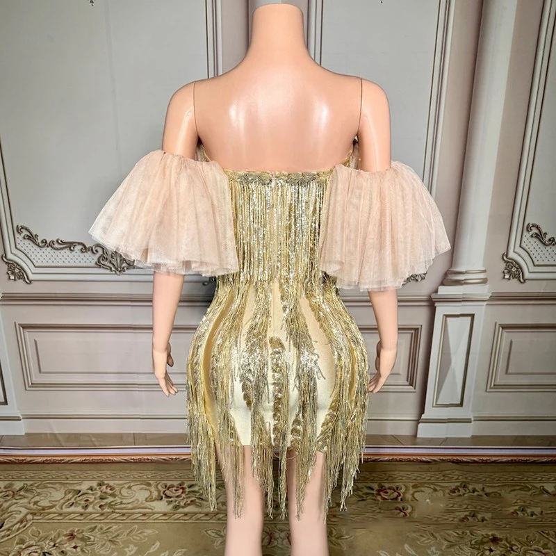 ゴールドウエディングパーティー衣装オフショルダーショートドレスタッセルパフスリーブドレス歌手ステージ衣装セクシーな誕生日パーティー服 377