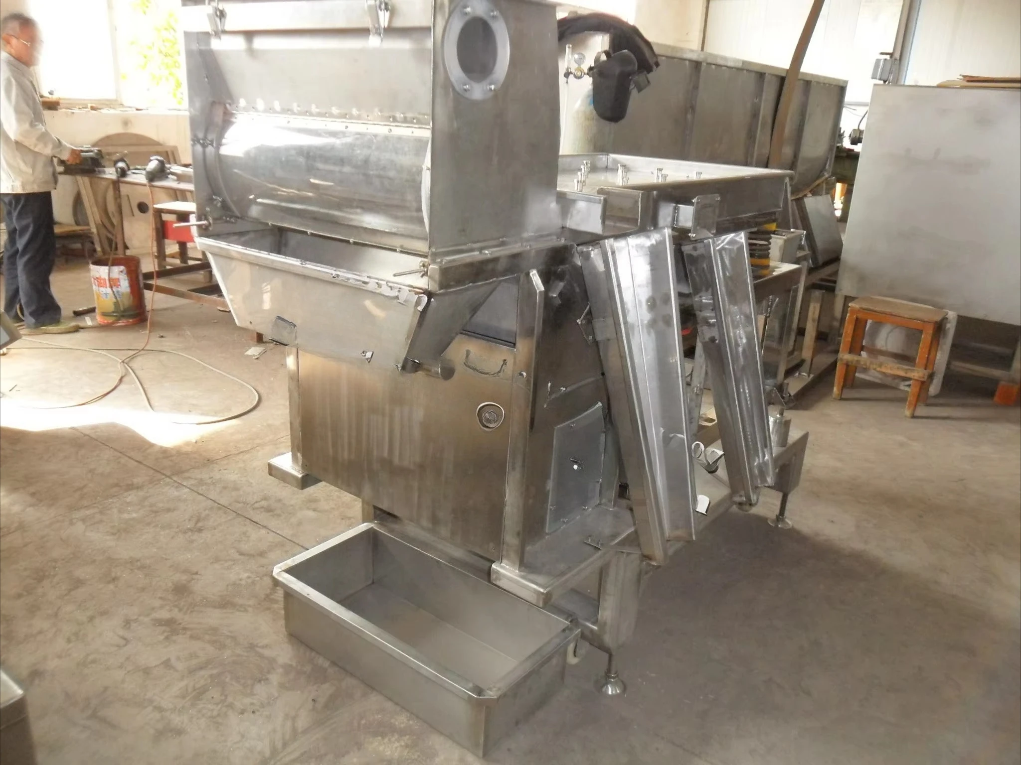 Dates Leaf Cleaning Blower Machine / Wolfberry Cleaner Blower / Blueberry Cleaning Winnowing Machine