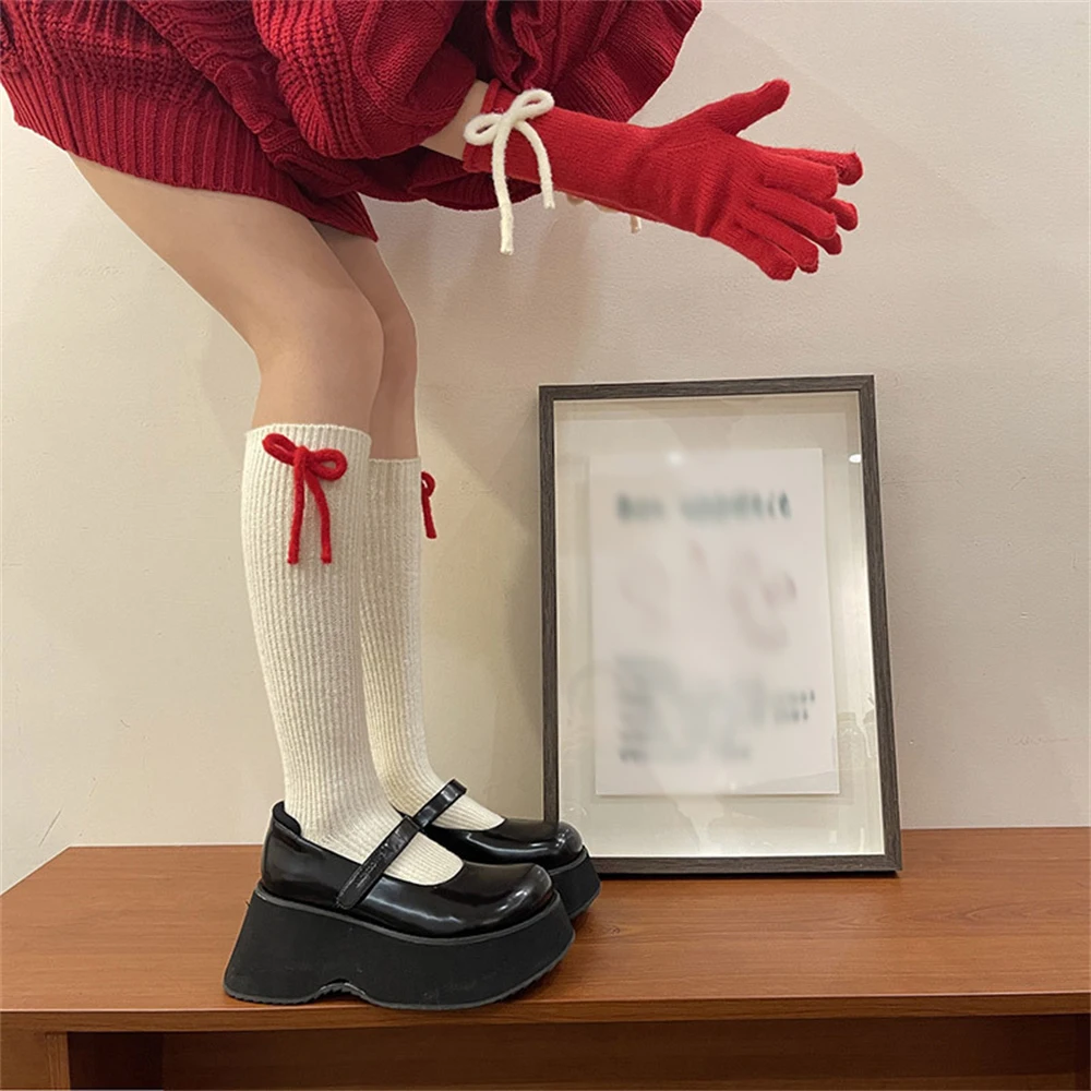 Women Winter New Sweet Cute Christmas Red Cashmere Bow Stockings Y2K Hot Girls Retro Deer Velvet Warmth Mid-tube Pile Socks Gift