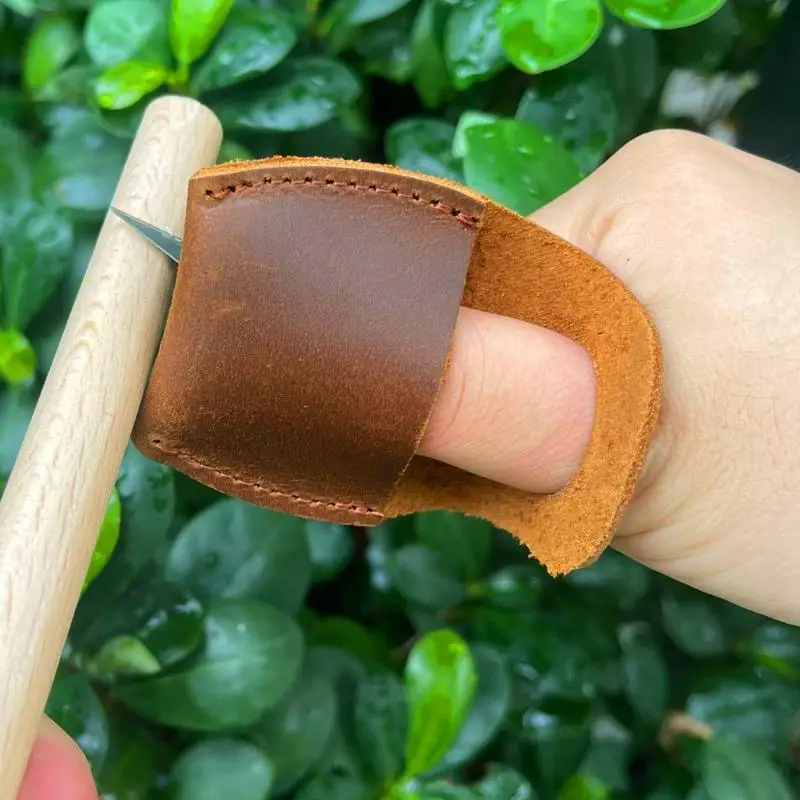 Leather Thumb Protector Carpenter Finger Guard Cover Flexible and Stretchy Open-Top Design for Embroidery Sewing Needle Felting