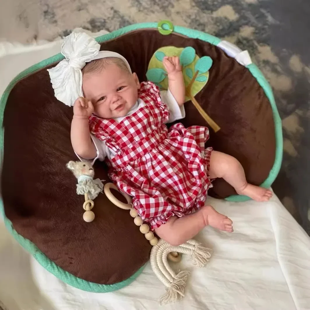 

Reborn Bebe Vivienne Lifelike Baby Doll with 3D Skin Multiple Layers Painting with Hand Painted Hair Very Soft Touch Body
