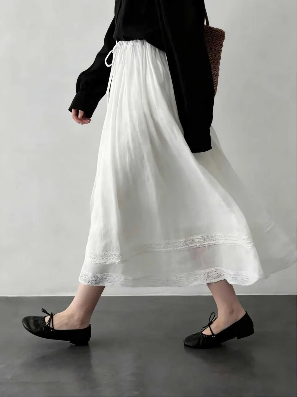 

Лето 2026: Новая женская юбка А-силуэта с кружевными вставками, больших размеров, с эластичной талией, тонкая, двухслойная, утягивающая, для повседневной носки