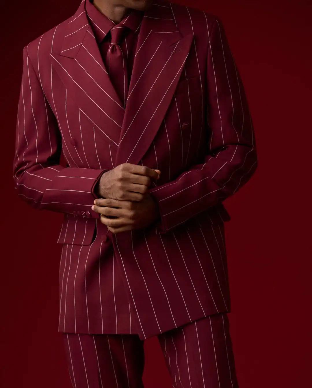 Customized Luxury Men's Suits 2 Piece Sparkly Sequin Beaded Stones Groom Peaked Lapel Tuxedos Man Banquet Blazers Outfits